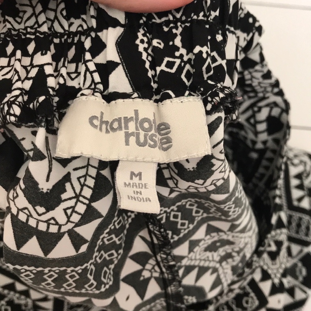 Patterned shorts - Picture 3 of 3